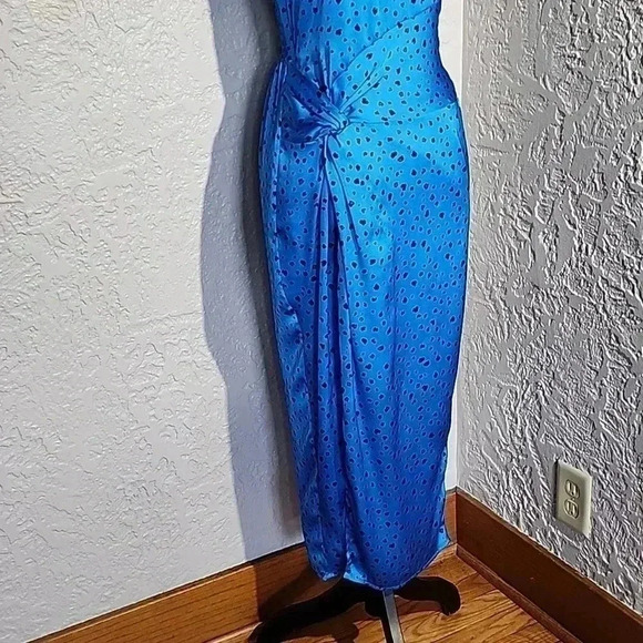 One shoulder COBALT SIZE small Cocktail dress by Heartloom - Picture 4 of 14